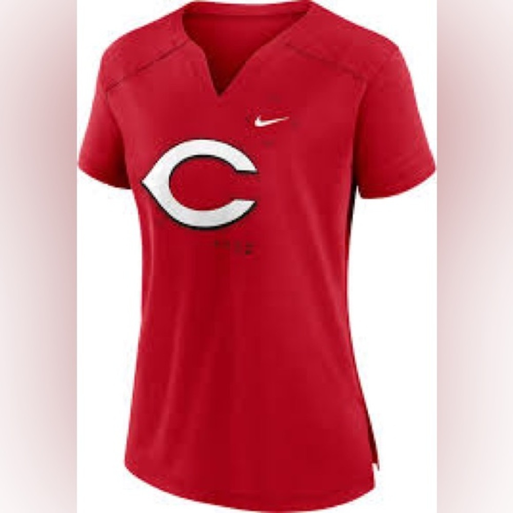 Nike Women’s Reds T-Shirt